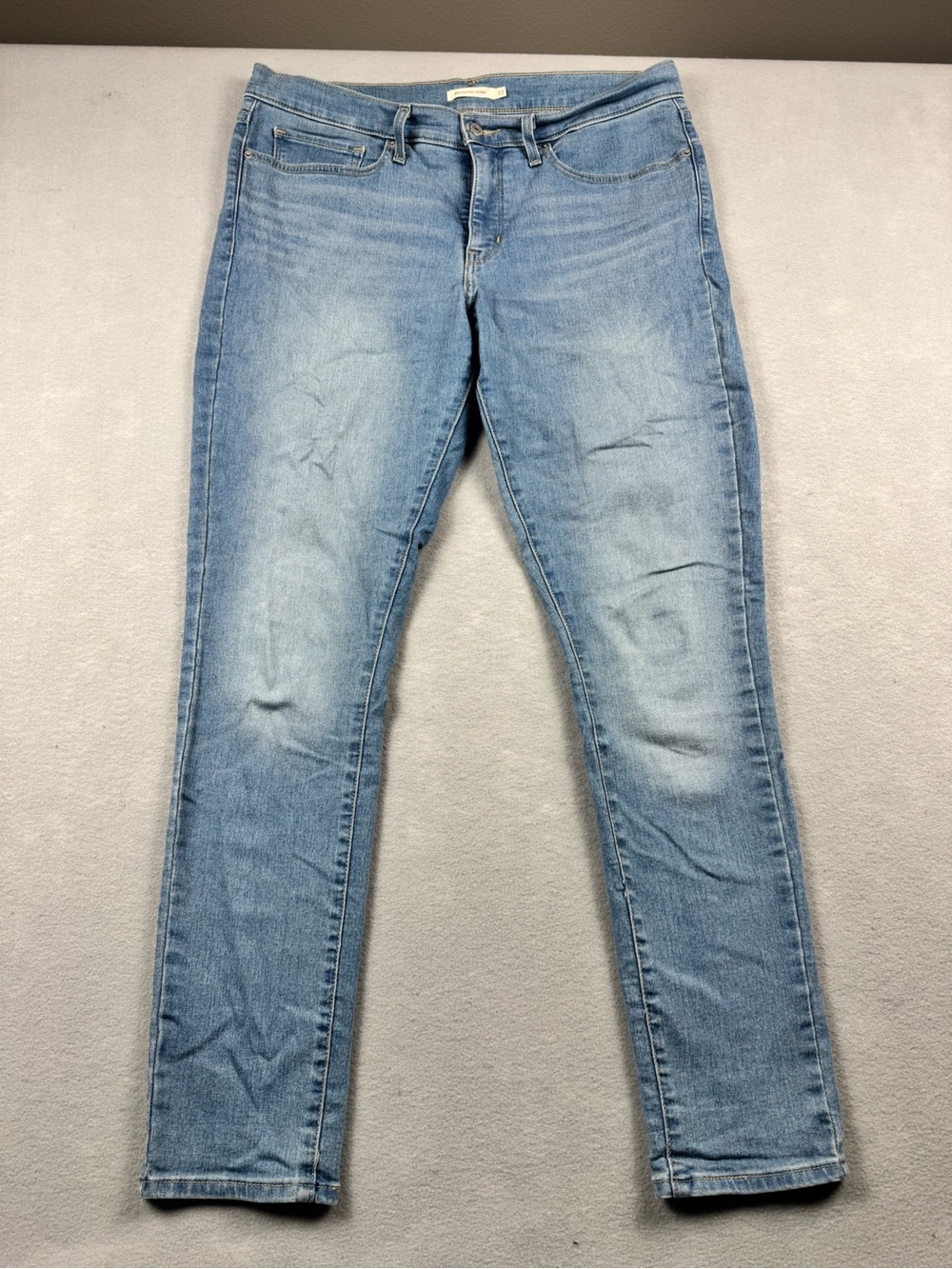 Levis 311 Shaping Skinny Jeans Light Wash Blue Denim Womens Size 33 Stretch